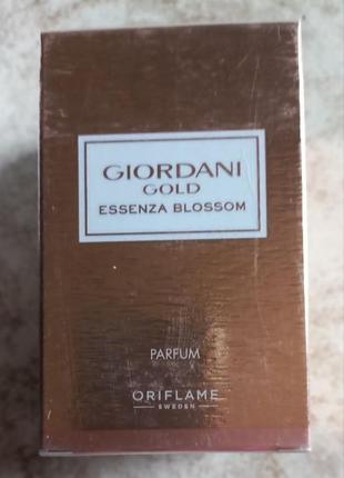 Парфуми giordani gold essenza blossom oriflame