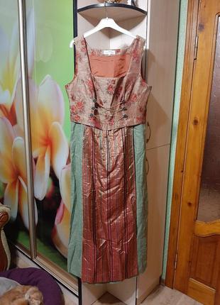 Винтажное баварское платье дырнь октоберфест