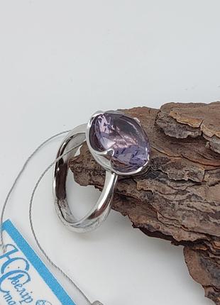Кольцо серебряное "Императрица" с крупным фиолетовым цирконием...