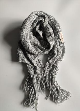 Шарф hollister вязаный теплый 28 -190 см светло-серый меланж