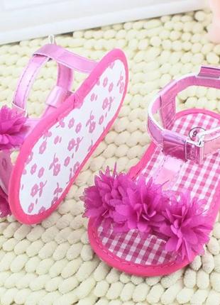 Пинетки-сандали на девочку розовые 13см