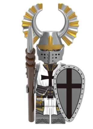 Фигурка европейский рыцарь средневековый воин тевтонский крест...