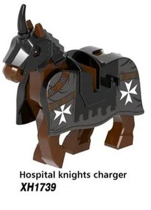 Мини фигурка рыцарский конь лошадь к средневековым рыцарям