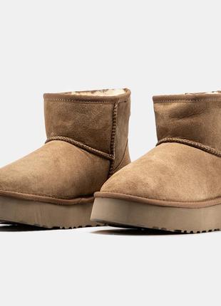 Ugg mini platform