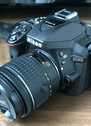 Nikon D5300 18-105mm
