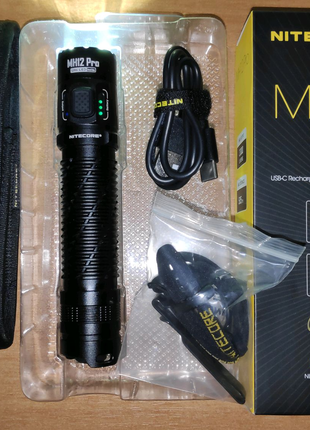 Фонарь Nitecore MH12Pro.