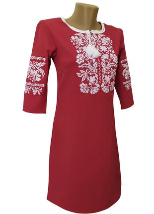 Женское красное платье вышиванка с рукавом 3/4 и длиной до кол...