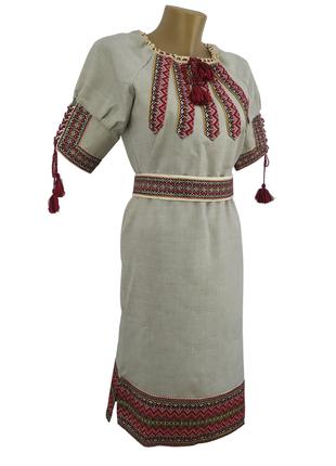 Праздничное вышитое женское платье в украинском стиле Червоно ...