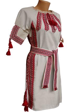Украинское женское вышитое платье с поясом средней длины и кор...