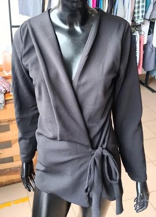 Пиджак, жакет на поясе черного цвета, размер l
