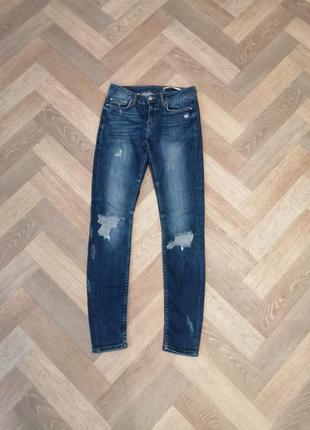 Zara рвані джинси