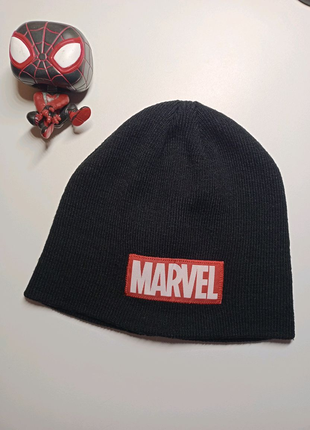Осіння подвійна  шапка Marvel 110-122 см