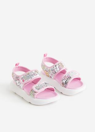 Рожеві сандалі для дівчинки Китти H$M