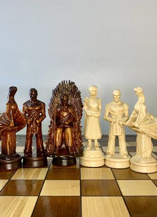 Набор шахматных фигур "Игра Престолов" в цвете омбре из клена