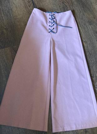 Широкие брюки розовые