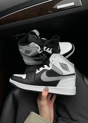 Женские кроссовки nike air jordan 1 “black/grey“