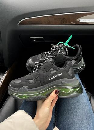 Женские кроссовки balenciaga triple s