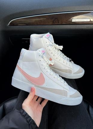 Женские кроссовки nike blazer mid pink