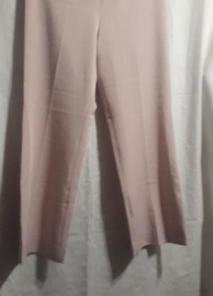 Франція фірмові жіночі брюки нюдовый колір нові