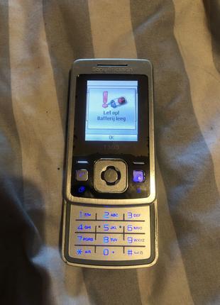 Sony Ericsson t303