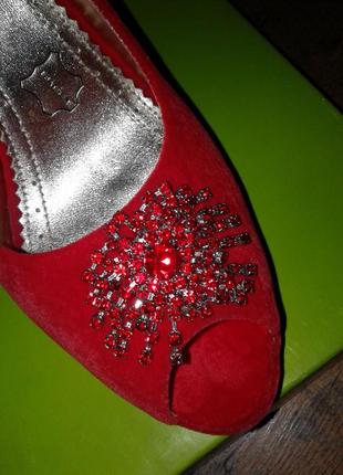 Вечерние красные туфли, удобные и шикарные, каблук 10см, устой...