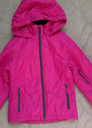 Демисезонная курточка на девочку 7-8 лет