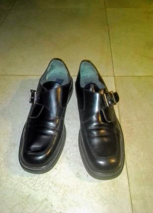 Кожаные туфли, черные, итальянского бренда venturini 44 размер...
