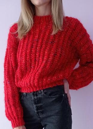 Вязаный свитер. свитер ручной работы. красный вязаный свитер