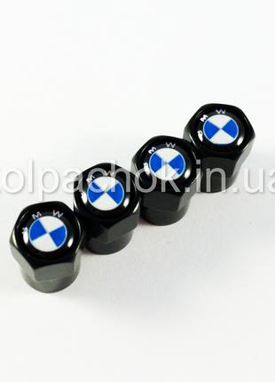Колпачки на ниппеля BMW черные/сине-белый лого