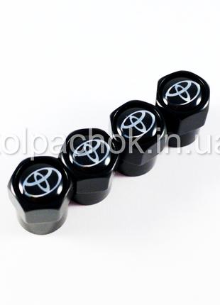 Колпачки на ниппеля Toyota черные/черный лого