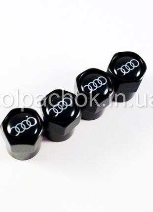 Колпачки на ниппеля Audi черные/черный лого
