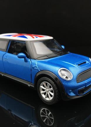 Металлическая инерционная машинка Mini Cooper S с британским ф...