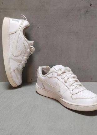 Кроссовки nike court borough low белые