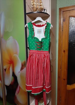 Баварское винтажное платье дырнь октоберфест