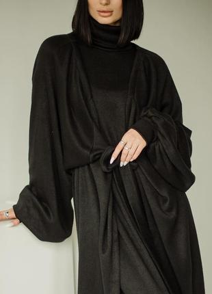 Теплый черный кардиган оверсайз в стиле кимоно из шерсти