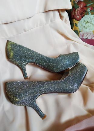 Блестящие туфли хамелеоны на каблуке от graceland