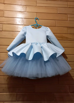Блакитна сукня для дівчинки на свята день народження на подарунок