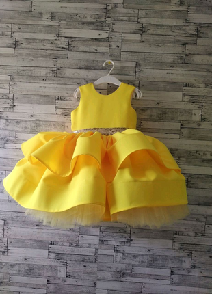 Жовта сукня нарядна на свята подарунок