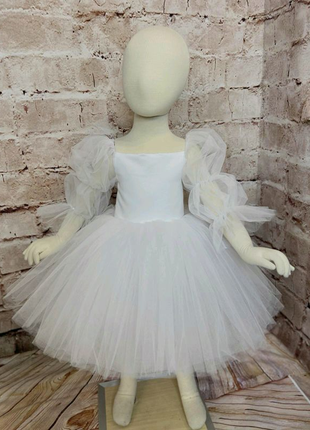 Біла нарядна сукня  дитяча з рукавом