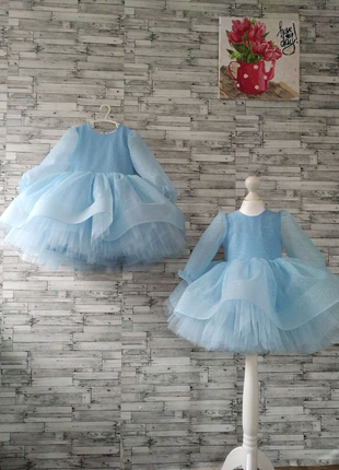 Блакитна святкова  блискуча  сукня  для  дівчинки