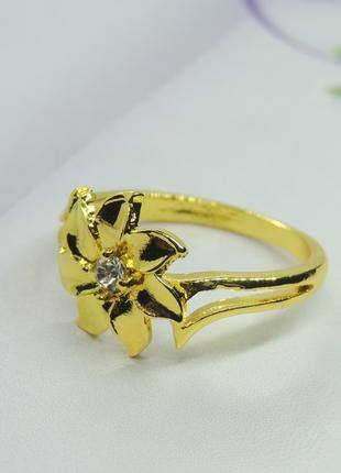 Кольцо женское в виде цветка Маргаритка медицинское золото с б...