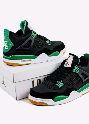 Кросівки SB x Jordan 4 Black Green