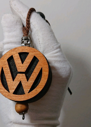 Аромат в салон авто з логотипом Volkswagen (колір дуб)
