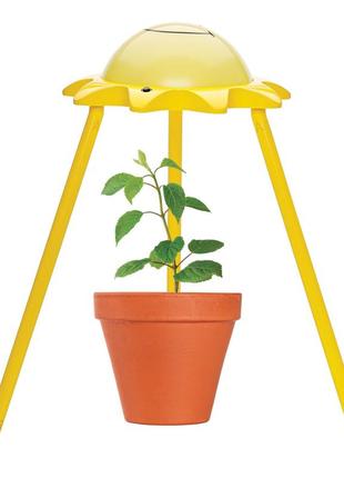 Детская лампа для растений.  для юных садоводов