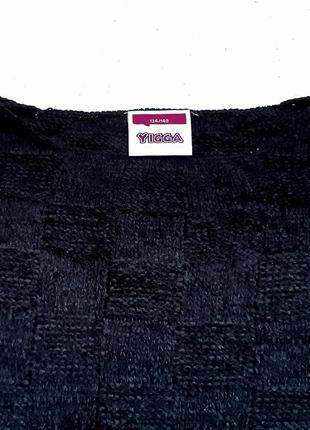 Чорний в'язаний велюровий светр в клітинку "yigga" німеччина н...