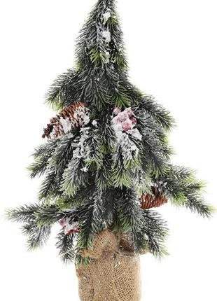 Декоративная елка "Ягоды и шишки" 50см в джутовом мешочке