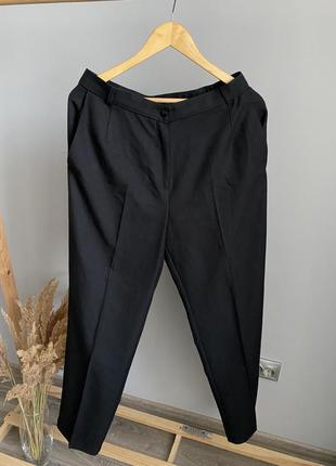 Черные брючные классические брюки с завышенной талией