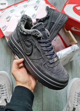 Чоловічі кросівки Nike Air Force Low Winter