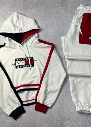 Женский костюм Tommy hilfiger в белом цвете