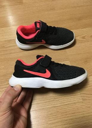 Кросівки Nike 28,5 розмір